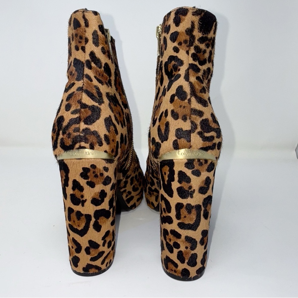 Calvin Klein women’s Martha Brown and Black  leopard ankle Heeled Boots size 9 - Picture 11 of 15
